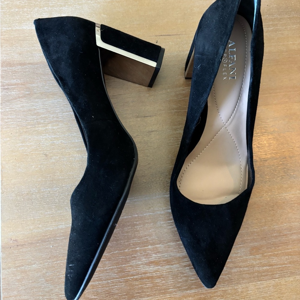 NWOB Alfani Black Suede Block Heeled Pumps with Metal Accent Heel, 8.5